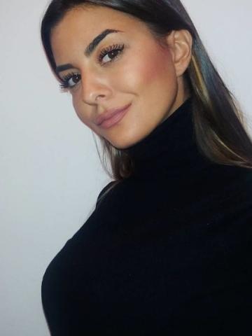 Полина